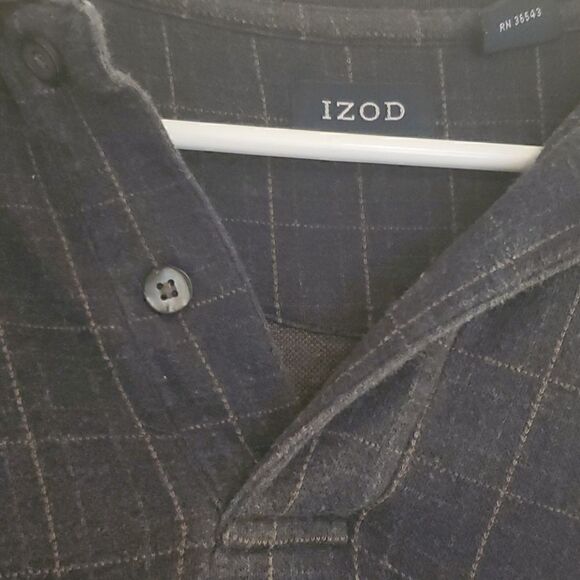 Men's Collared three button light sweater - Picture 5 of 6